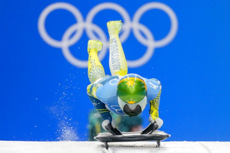 Narracott on cusp of Australia's 1st Olympic sliding medal